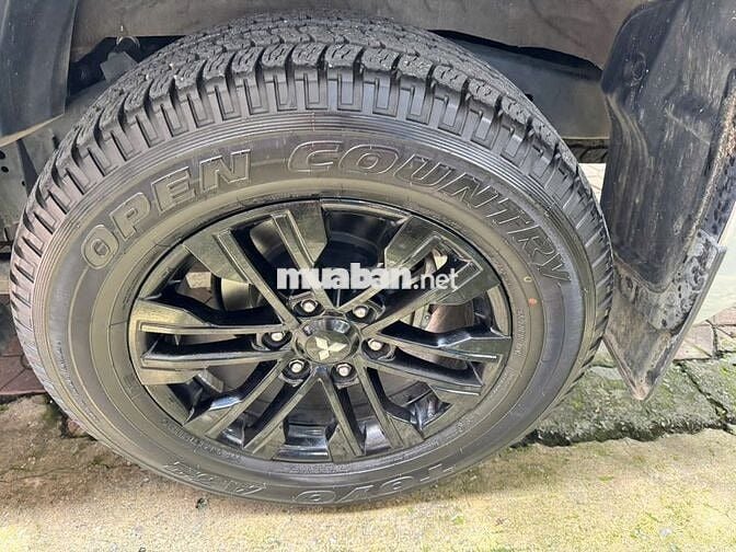 Mitsubishi Pajero Sport 2023 2.4D 4x4 AT Trắng