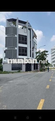 CHO THUÊ NHÀ NGUYÊN CĂN KHU VIP DƯƠNG THỊ GIANG 1 TRỆT 3LẦU. THANG MÁY