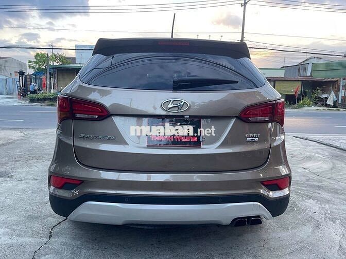 Hyundai SantaFe 2018 2.2D Premium Nâu