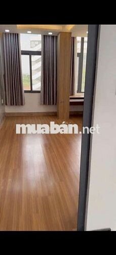 CHO THUÊ NHÀ NGUYÊN CĂN KHU VIP DƯƠNG THỊ GIANG 1 TRỆT 3LẦU. THANG MÁY
