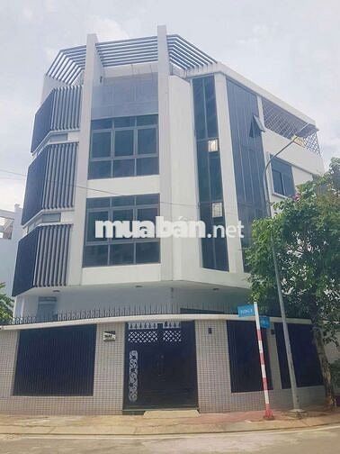 CHO THUÊ NHÀ NGUYÊN CĂN KHU VIP DƯƠNG THỊ GIANG 1 TRỆT 3LẦU. THANG MÁY