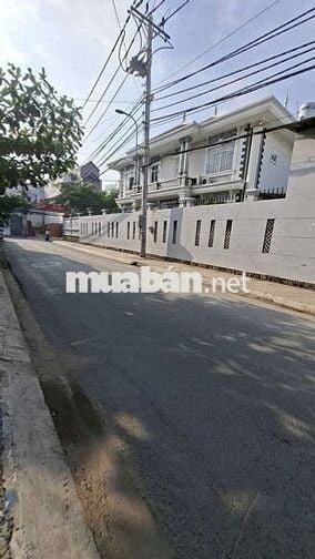 CẦN BÁN GẤP LÔ ĐẤT MT KINH DOANH 165M² FULL CƯ
