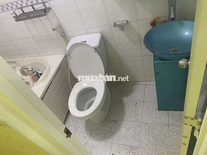 Cho thuê mặt bằng nguyên căn đường Bạch Đằng sát tòa án, ngân hàng ACB