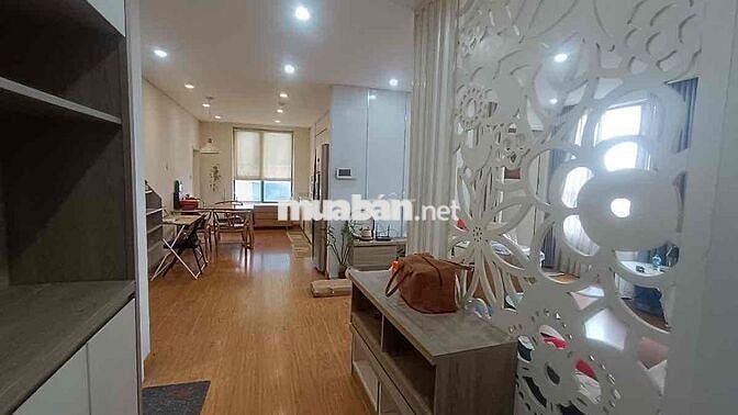 Gấp! CC Hong Kong Tower - Đê La Thành, 67m2 2PN, full NT, cực thoang