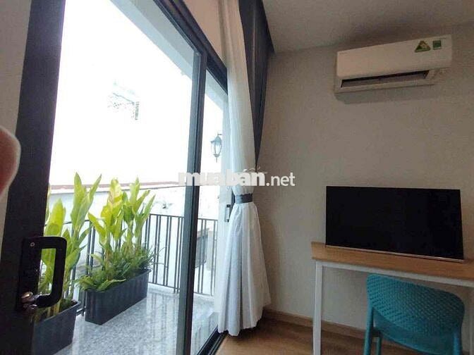 CHO THUÊ PHÒNG TRỌ BAN CÔNG QUẬN 10, P. DIÊN HỒNG GẦN VẠN HẠNH MALL