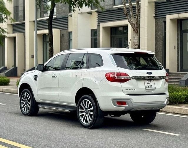 Ford Everest Titanium 2.0L 4x4 AT 2019 - 798 Triệu