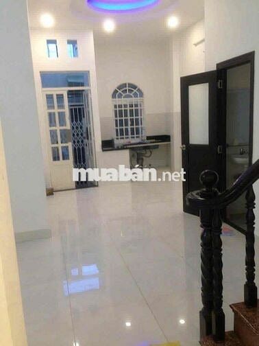Cho thuê nhà NC Ngang 6x16m 3L Nguyễn Thượng Hiền PN Gần Công Viên