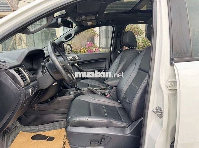 Ford Everest Titanium 2.0L 4x4 AT 2019 - 798 Triệu