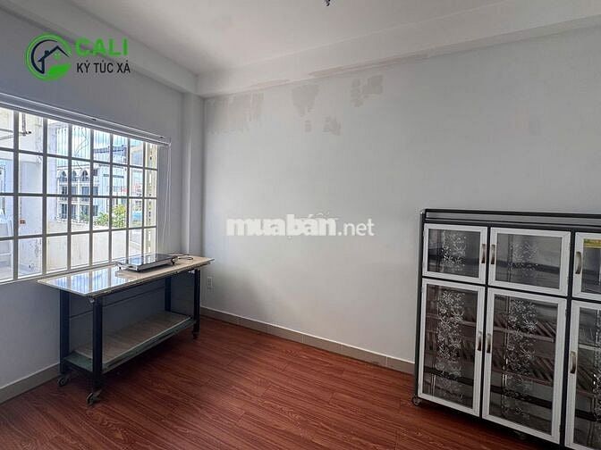 KTX Mới 100% Cư xá Bắc Hải Q.10 - 1Tr4 Bao Trọn Gói, Cọc 500K