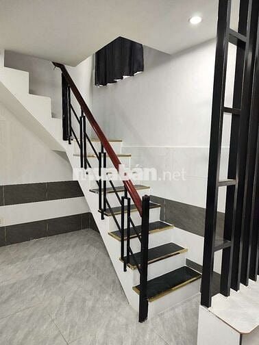 cho thuê nhà nguyên căn 40m2 (nhà ngay góc 2 mặt tiền hẽm )