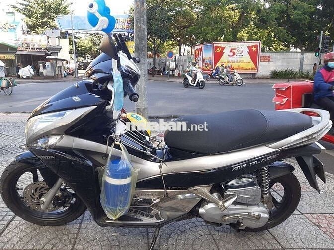 Honda Air Blade FI 2011 Đen Bạc