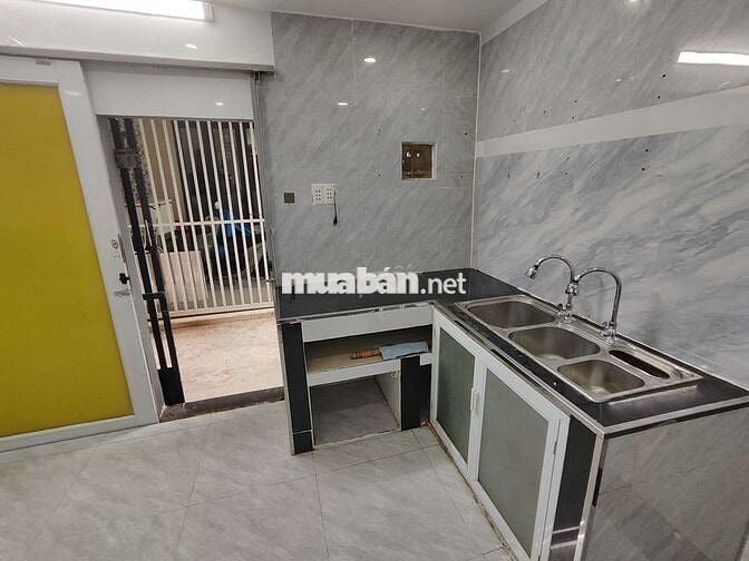 cho thuê nhà nguyên căn 40m2 (nhà ngay góc 2 mặt tiền hẽm )