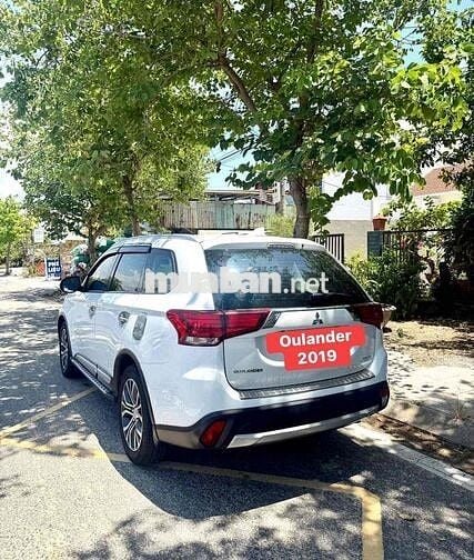 Mitsubishi Outlander 2.0L 2019 Trắng