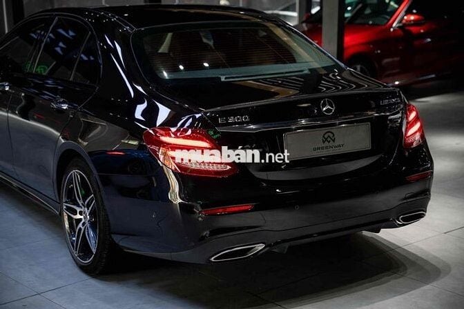 Mercedes-Benz E300 2019 Đen 37.000 km