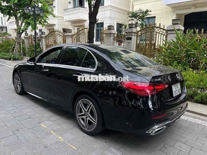 Mercedes-Benz C300 AMG 2022 Đen