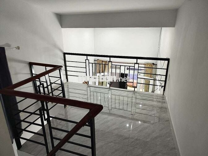 cho thuê nhà nguyên căn 40m2 (nhà ngay góc 2 mặt tiền hẽm )