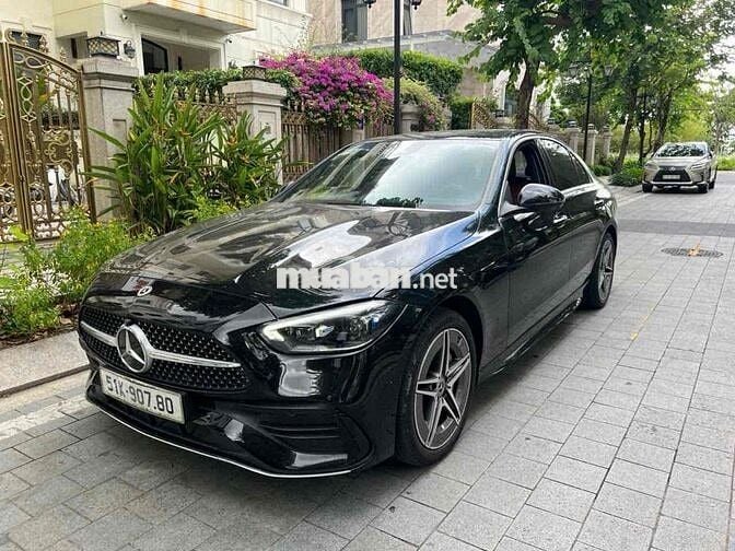 Mercedes-Benz C300 AMG 2022 Đen