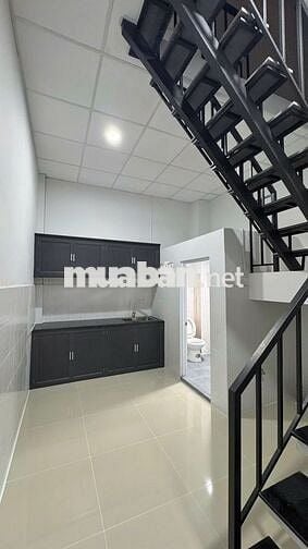 Cho Thuê Nhà 2pn hẻm 2 xe máy đường Nguyễn Duy Dương, P.9, Quận 10