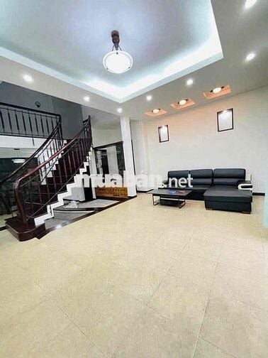 cho Thuê Nhà biệt thự Bà Điểm Hóc Môn