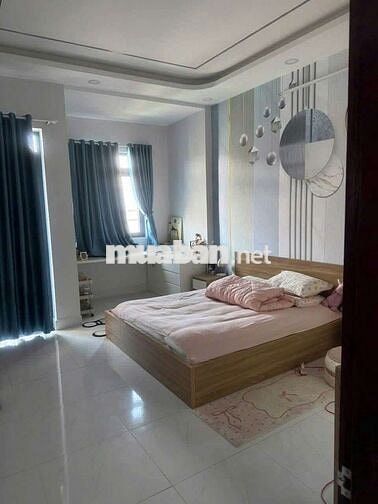 Nhà LÊ VĂN QUỚI [4x14, 3 lầu, 4pn, 3toilet] Full nội thất
