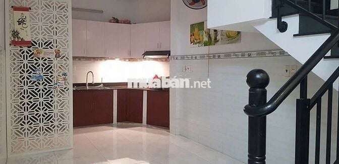 gần cầu tham lương 2pn 2 máy lạnh hẻm 4m n v quá tiện đi trung tâm 