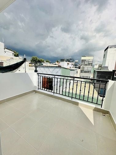 Lê Hồng Phong, 3/2 Quận 10 - Hẻm ô tô thông. DT 46m2 4 tầng. 11T nhỉnh