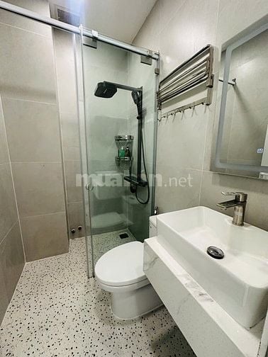 Lê Hồng Phong, 3/2 Quận 10 - Hẻm ô tô thông. DT 46m2 4 tầng. 11T nhỉnh