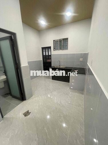 Nhà MTKD Hoàng Xuân Hoành.Tân Phú.DT:5m X 12m Nở Hậu L.gồm 1PN 2WC.