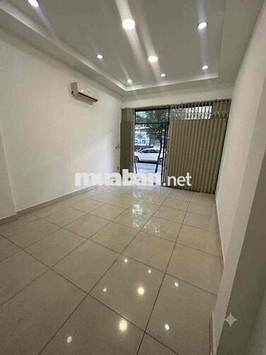 nguyên căn  25m2 - mặt tiền đường 8m - có vỉa hè - có cửa kiếng