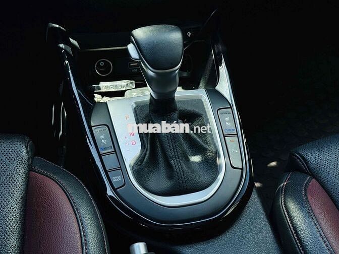 Kia K3 2.0 Premium 2025 (Bản full kịch options)