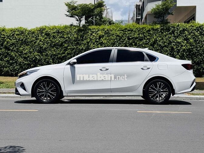 Kia K3 2.0 Premium 2025 (Bản full kịch options)
