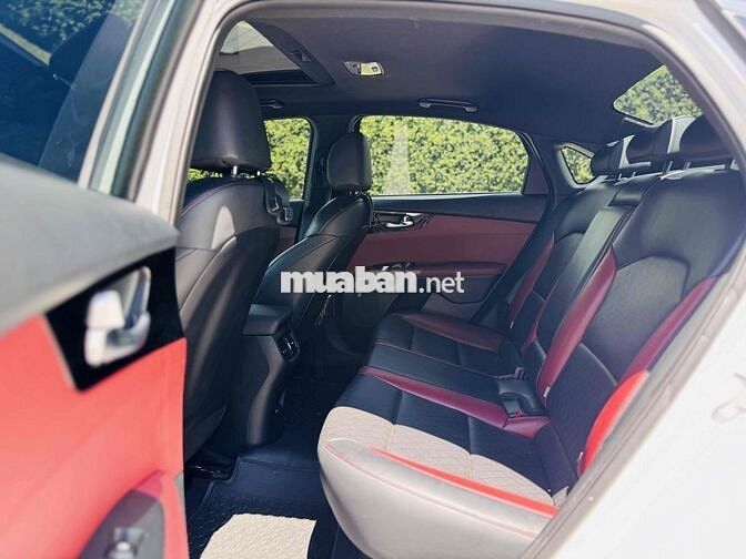 Kia K3 2.0 Premium 2025 (Bản full kịch options)