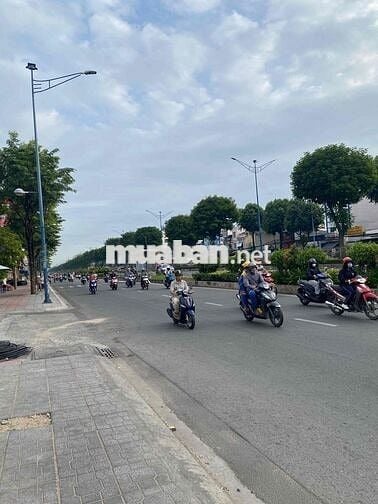 MT TRƯỜNG CHINH - Q12 - NGANG 17 - 810M2 - VỊ TRÍ ĐỈNH - GIÁP TÂN BÌNH