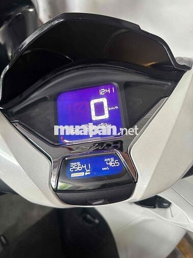 Honda SH125 BSTP trắng cuối 2022