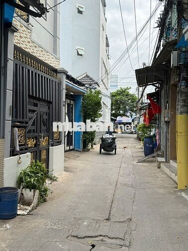 Chính chủ bán nhà hẻm xe hơi đường Lê Đình Cẩn , Phường Tân Tạo