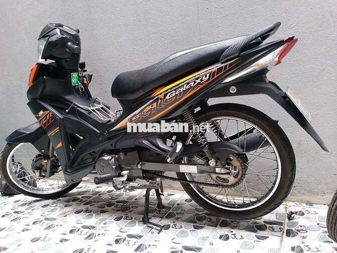 SYM Galaxy 50cc Đen cam Xe số