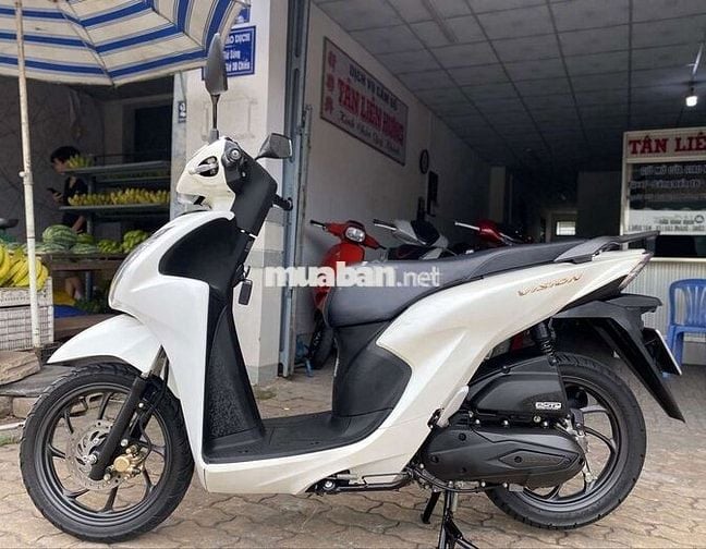Honda VISION 2023 Trắng Smartkey 12.000 Km