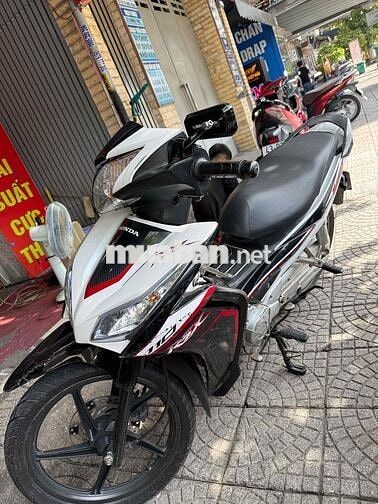 Honda Wave RSX 2013 Trắng đen
