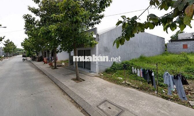 Ngộp bank bán đất Huỳnh Thị Tươi 108m2 cách MP-Tân Vạn 5p giá 820tr