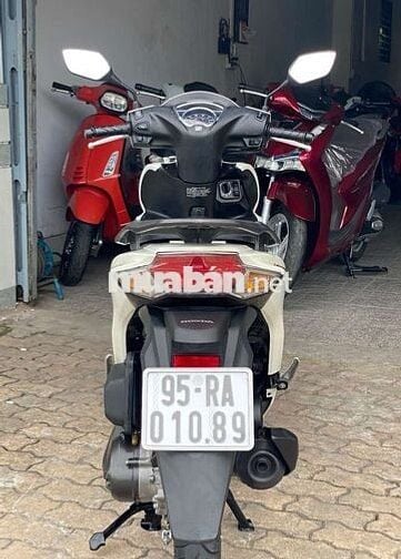 Honda VISION 2023 Trắng Smartkey 12.000 Km