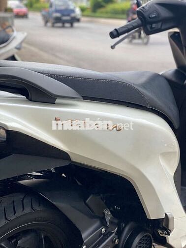 Honda VISION 2023 Trắng Smartkey 12.000 Km