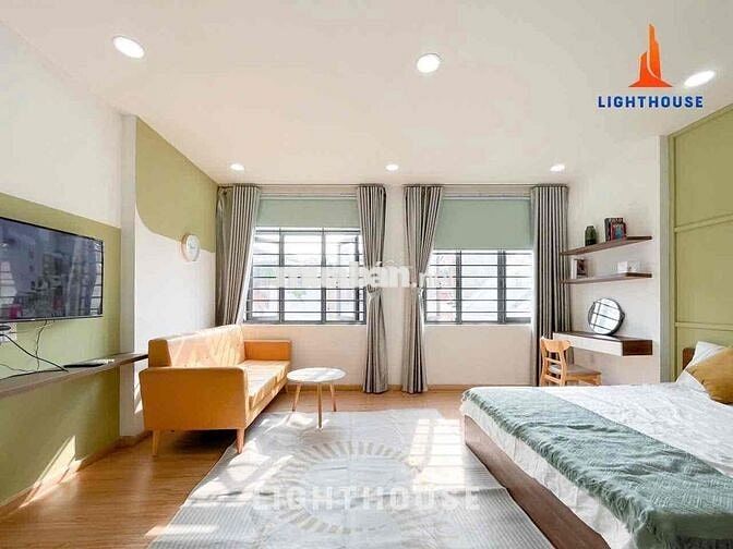 Cho Thuê Căn Hộ Cửa Sổ Lớn, Đầy Đủ Nội Thất Ngay Emart Phan Huy Ích