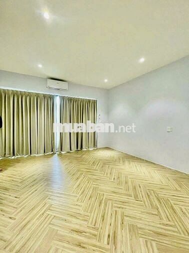NHÀ ĐẸP NGUYÊN SEAL- 200D Nguyễn Trọng Tuyển, P.10, PN- 5x20m,Sàn Suốt
