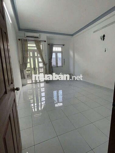 Nhà cho thuê Gò Xoài gần Lê Văn Quới (4PN 4WC) nhà trông