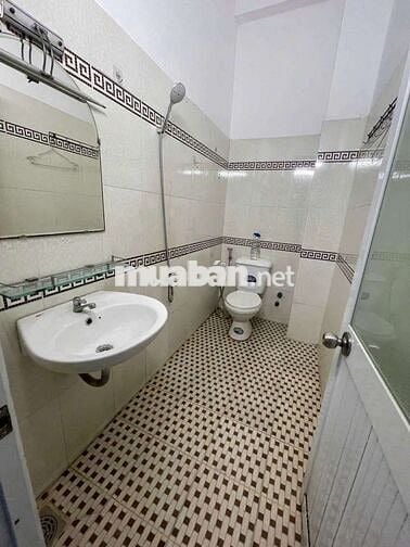 Nhà cho thuê Gò Xoài gần Lê Văn Quới (4PN 4WC) nhà trông