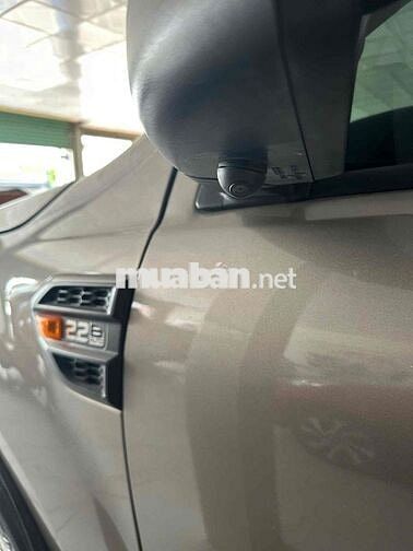 Ford Ranger 2021 lên full đồ dàn lốp theo xe