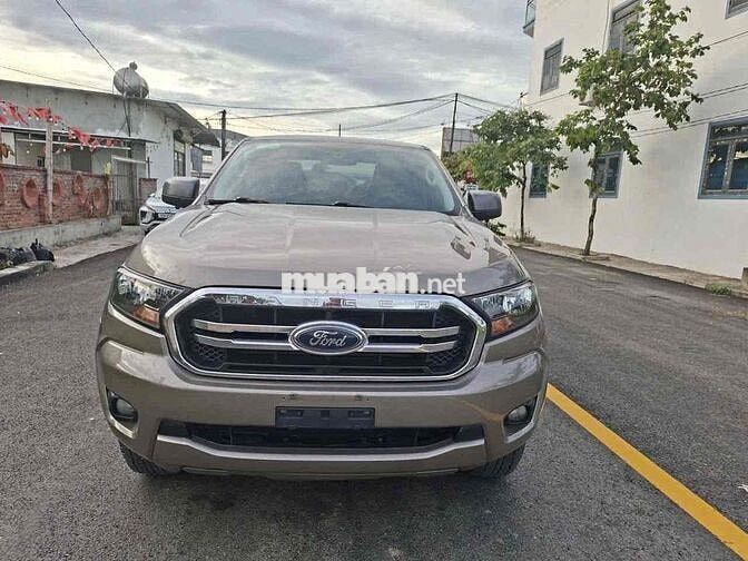Ford Ranger 2021 lên full đồ dàn lốp theo xe