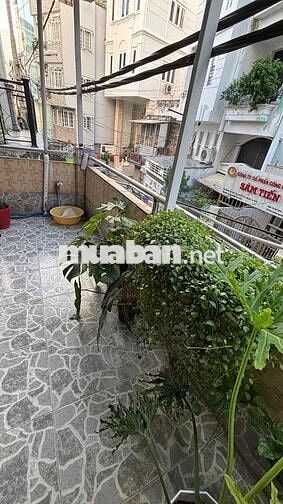 Phòng trọ bancon Duy Tân Phú Nhuận sang Q1-Q3- Tân bình thuận tiện