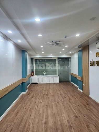 Cho thuê nhà mặt phố, đẹp nhất quận Cầu giấy, làm Văn phòng, spa,...