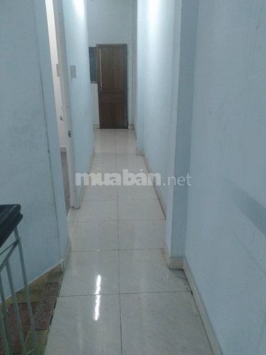 Chính chủ cho thuê nguyên căn 215/. Nguyễn Xí (gần cầu Đỏ), hẻm 6m